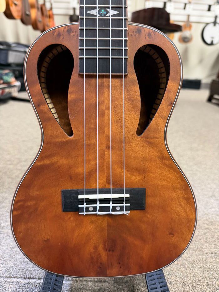 AMAHI C-10 African Burl Concert Ukulele w/Case