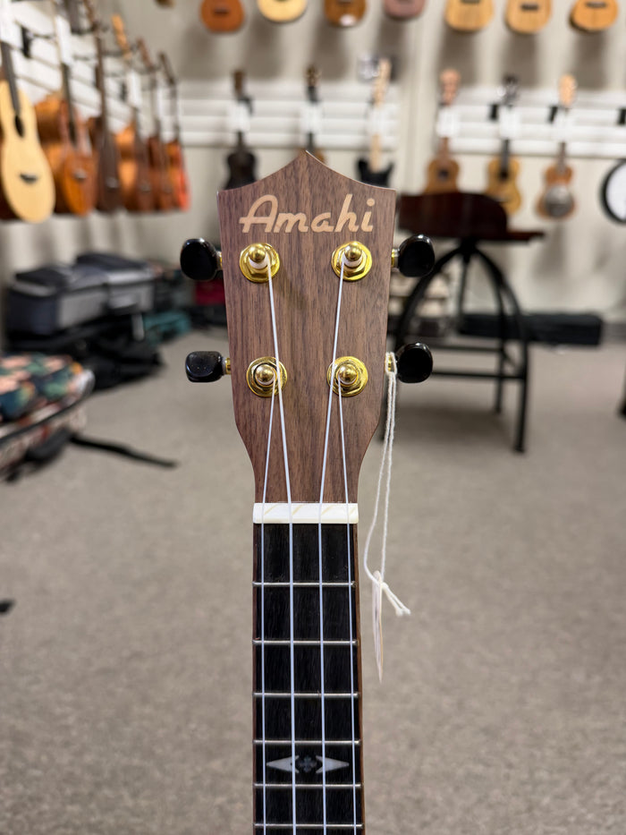 AMAHI C-10 African Burl Concert Ukulele w/Case