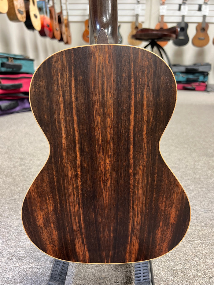 KALA KA-EBY-TE Ebony Electric Tenor Ukulele w/Case - Pre Loved