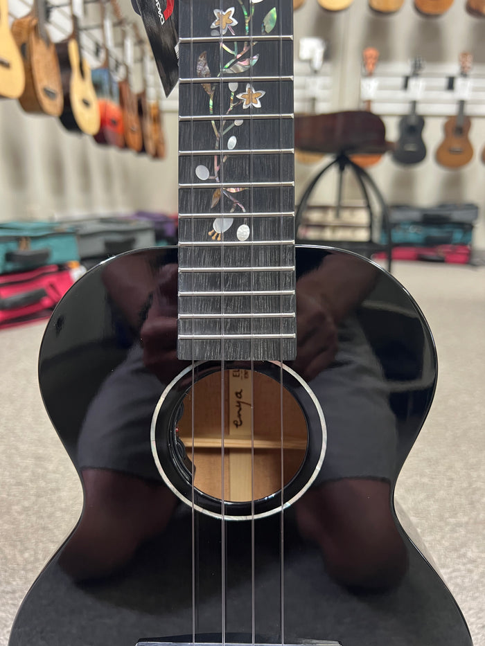 Enya EUT-MAD-DR Solid Mahogany Electric Tenor Ukulele w/Case - Black