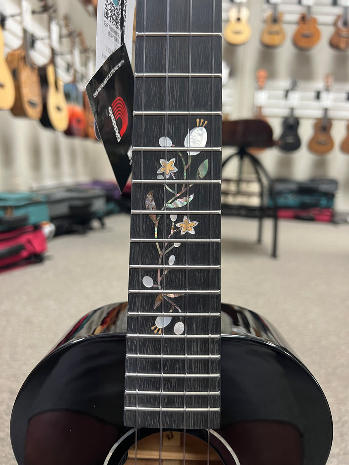 Enya EUT-MAD-DR Solid Mahogany Electric Tenor Ukulele w/Case - Black