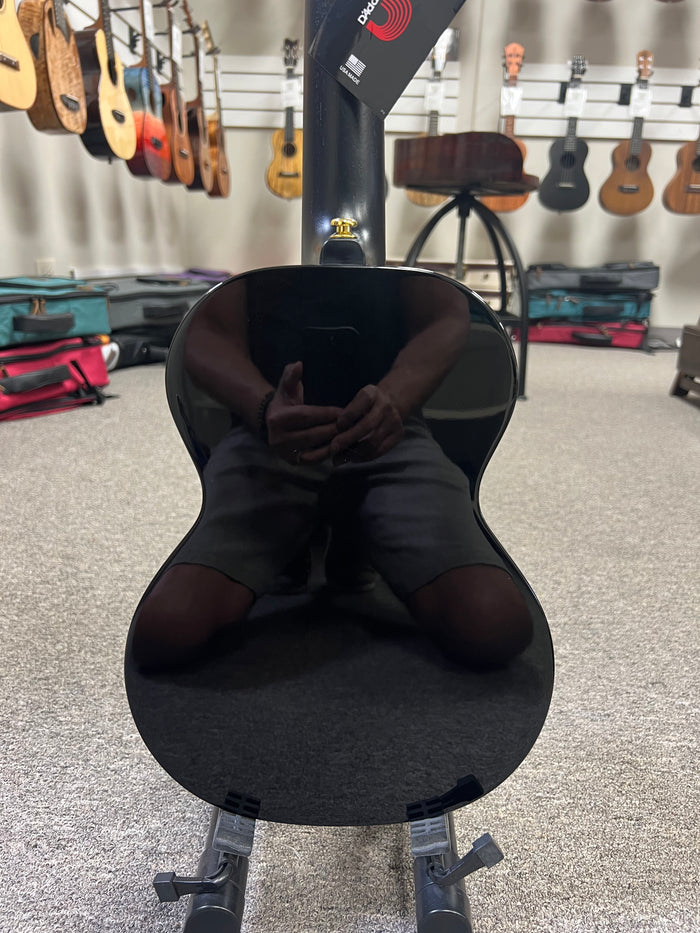 Enya EUT-MAD-DR Solid Mahogany Electric Tenor Ukulele w/Case - Black