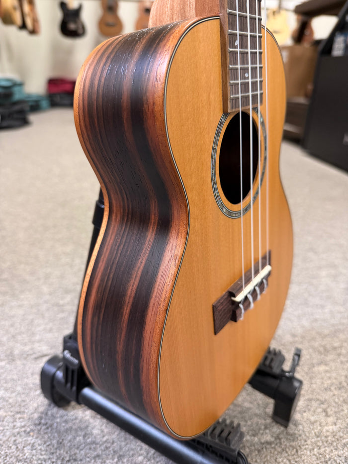 OHANA CK-50ME Solid Cedar/Striped Ebony Concert Ukulele