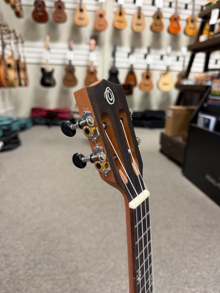 OHANA CK-50ME Solid Cedar/Striped Ebony Concert Ukulele