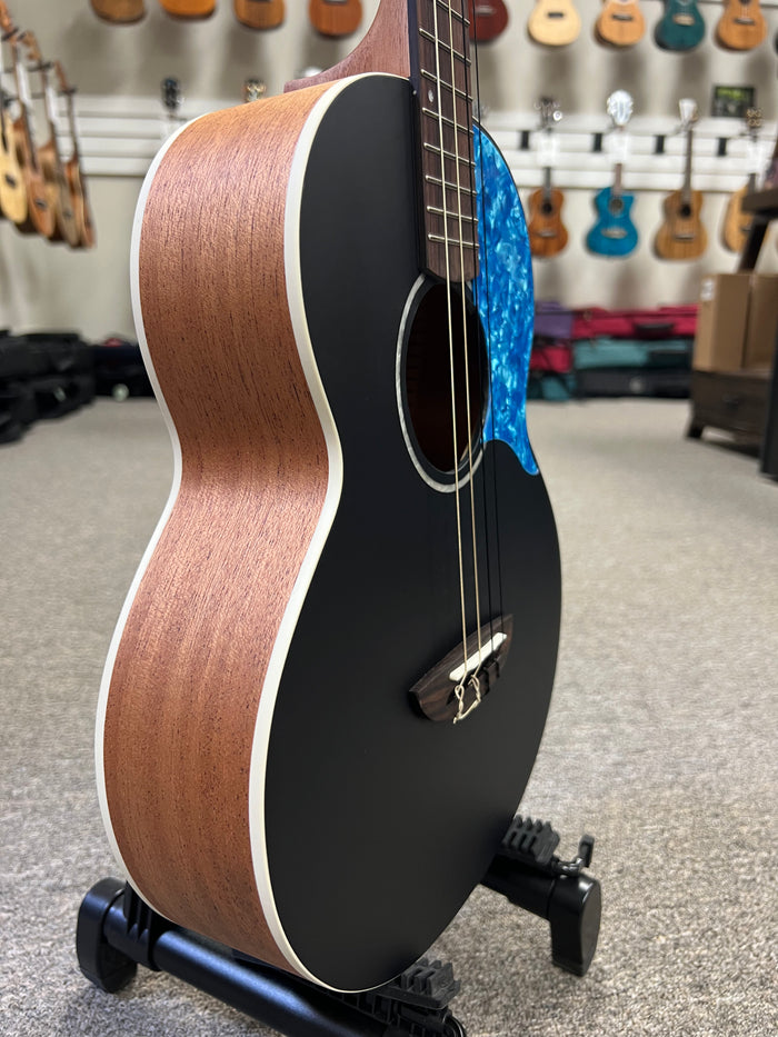 Flight Iris Baritone Ukulele w/Case - Black - Aloha City Ukes