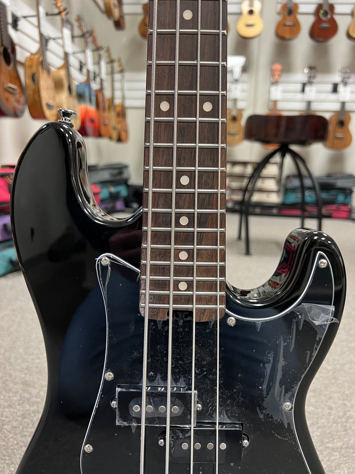 Flight Black Solid Body Electric Mini Bass Lite Ukulele - Short Scale Bass