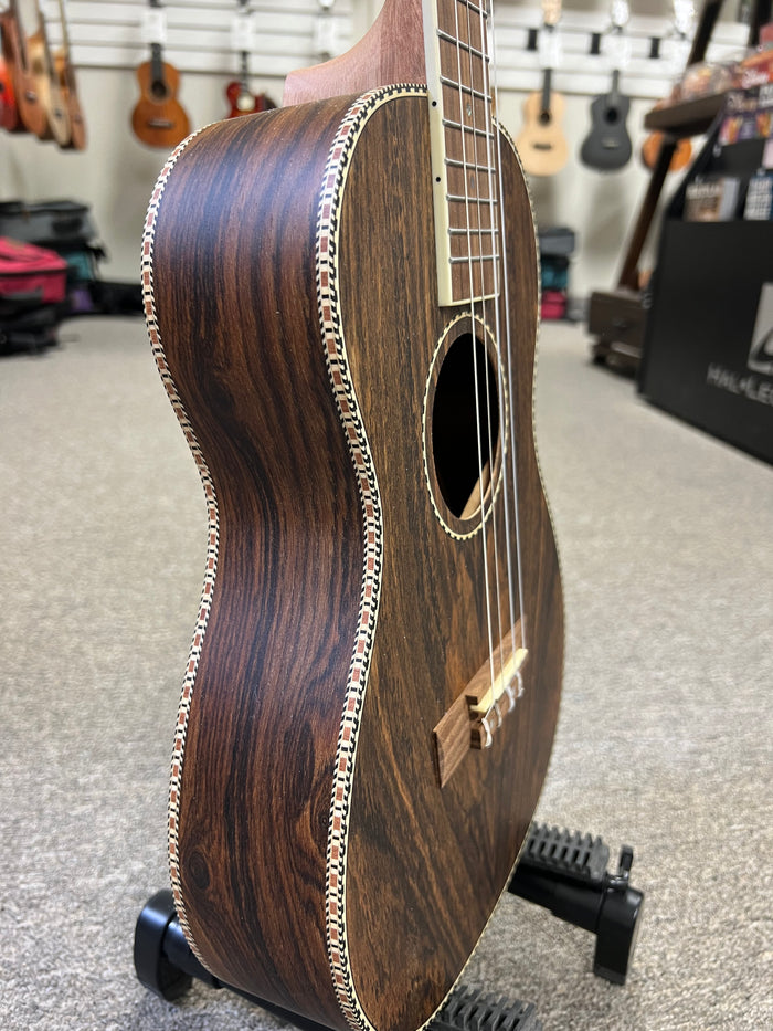 AMAHI UK-445B Bocote Baritone Ukulele w/Case - UK-445B