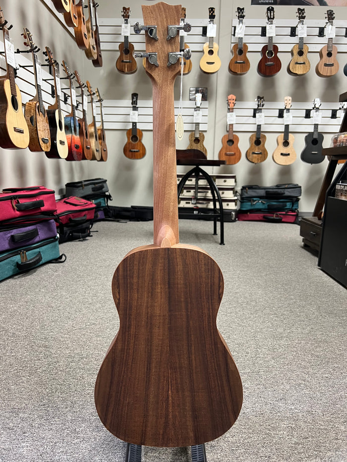 AMAHI UK-660B Koa Baritone Ukulele w/Case - UK-660B
