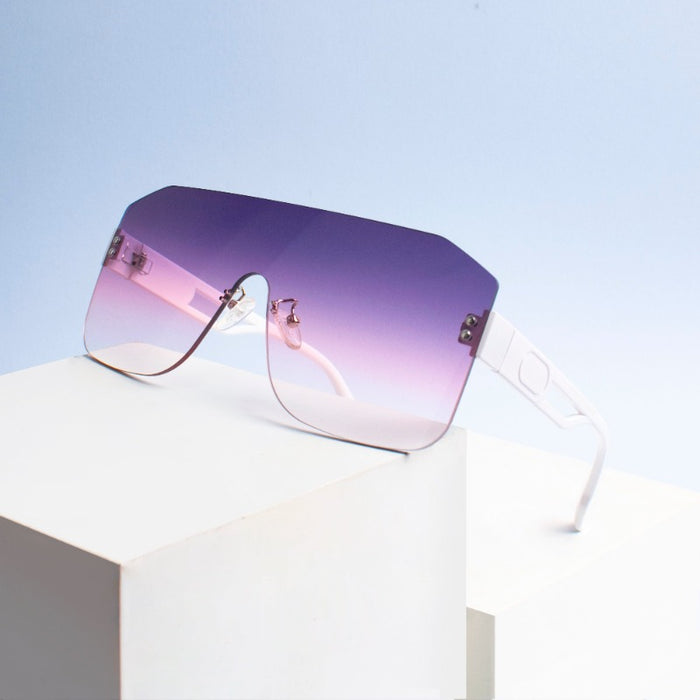 Astra Quirk Sunglasses