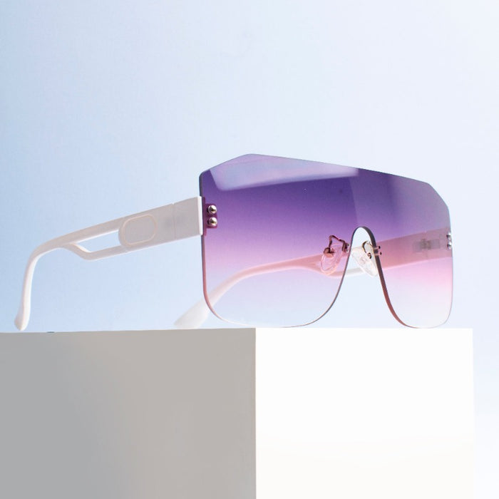 Astra Quirk Sunglasses