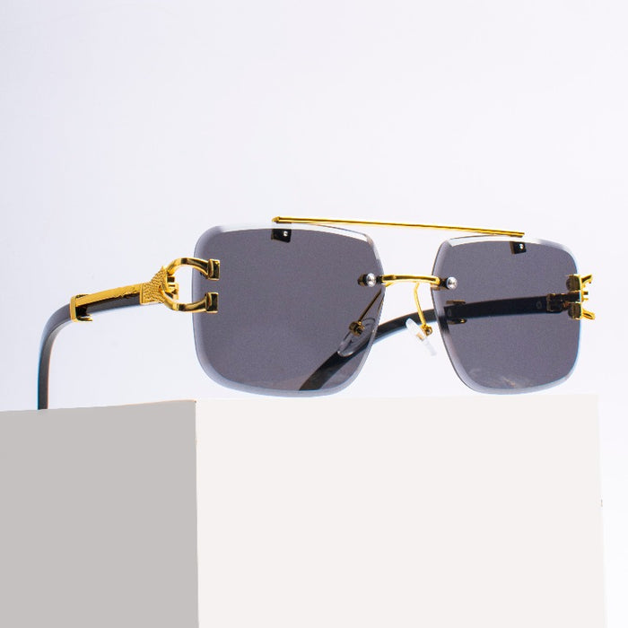 Charming Whisper Sunglasses