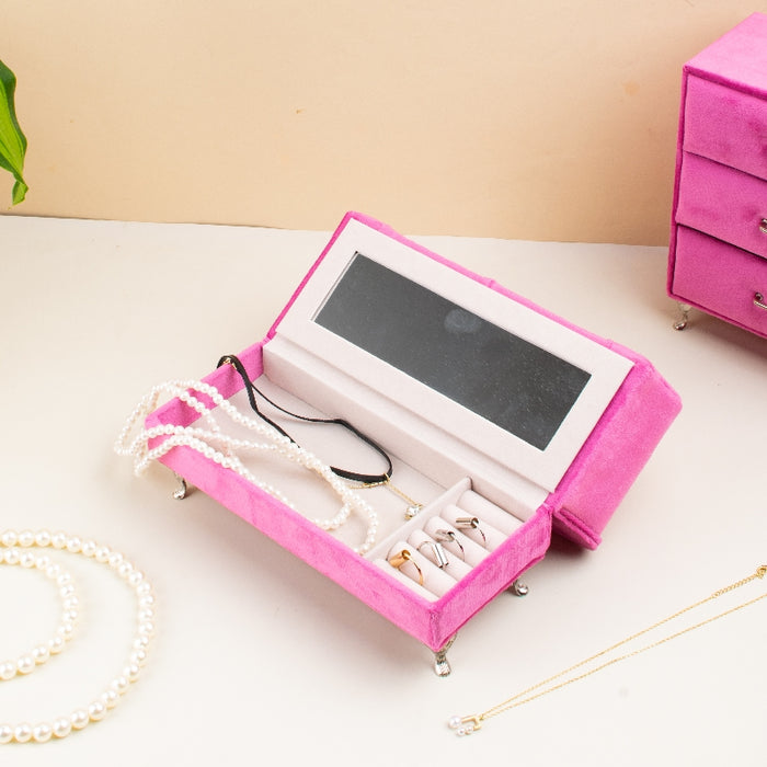 Chic and Artsy Treasures Jewellery Organiser