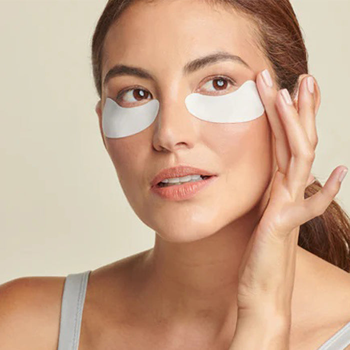 colorescience-total-eye-hydrogel-treatment-masks-lifestyle