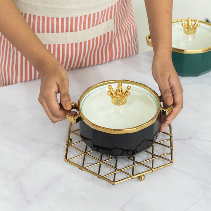 Crown Cap Ceramic Casserole with Lid Casserole June Trading