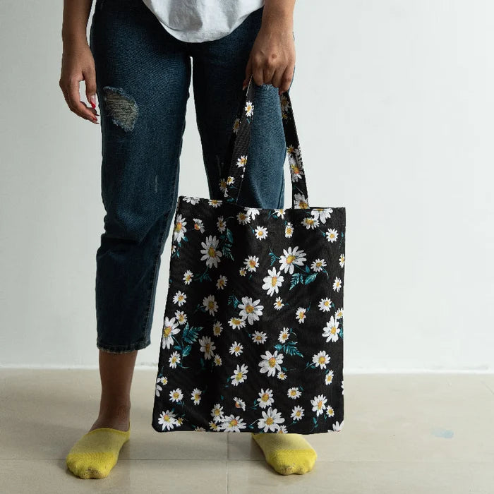 Dainty Daisies Black Tote Bag Tote Bag ERL