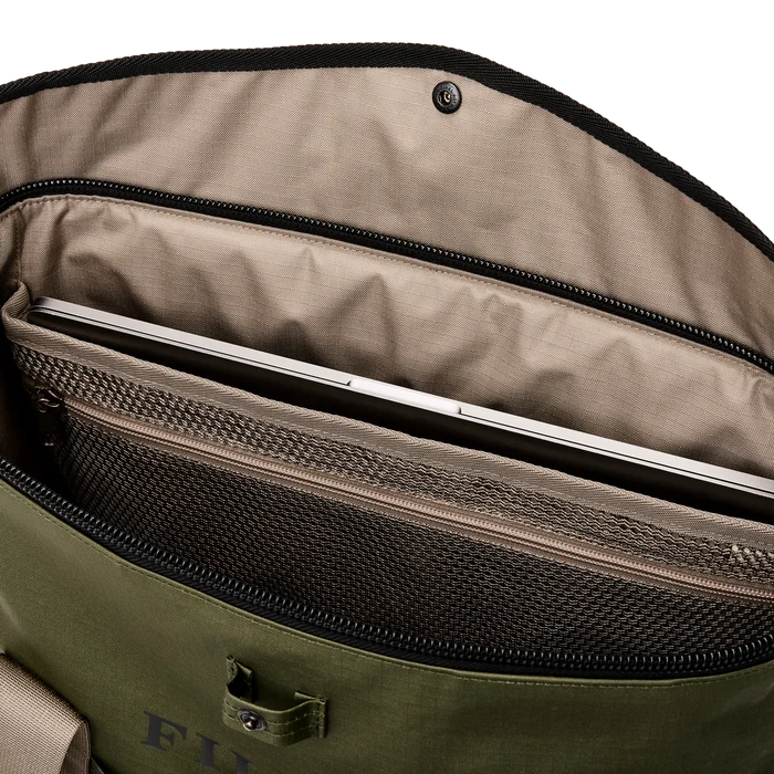 Filson All Weather Tote Bag: OLIVE / BLACK / COVERT