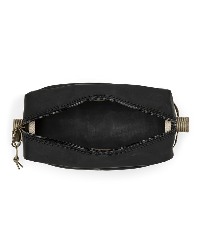 Filson All Weather Travel Pack: Black