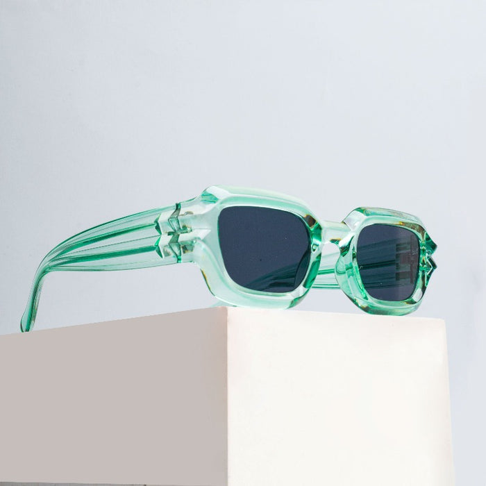 Good Looks Sunglasses