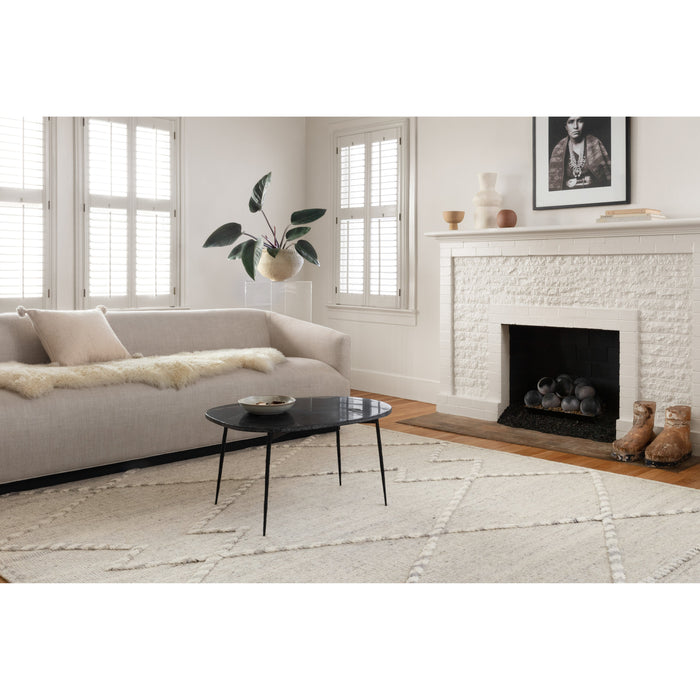 Rugs by Roo Loloi Iman Ivory Lt. Grey Area Rug in size 4' 0" x 6' 0"