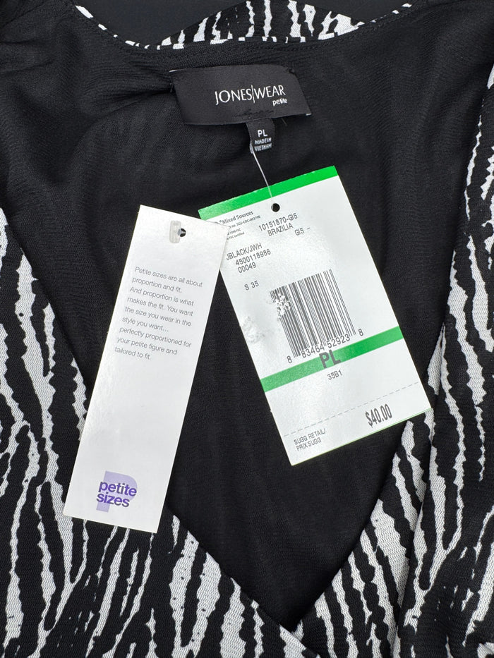 Joneswear Black & White Top