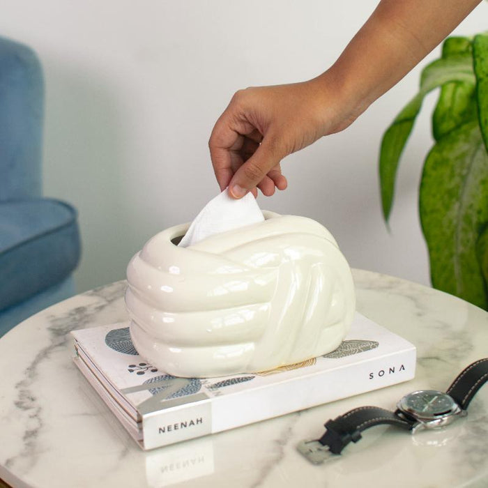 Knotted Elegance Ceramic Tissue Holder