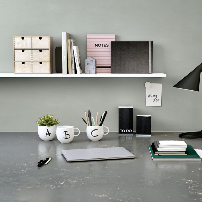 Letters Mug C 0,33L