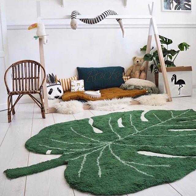Rugs by Roo | Lorena Canals Monstera Leaf Machine Washable Area Rug-C-MONSTERA