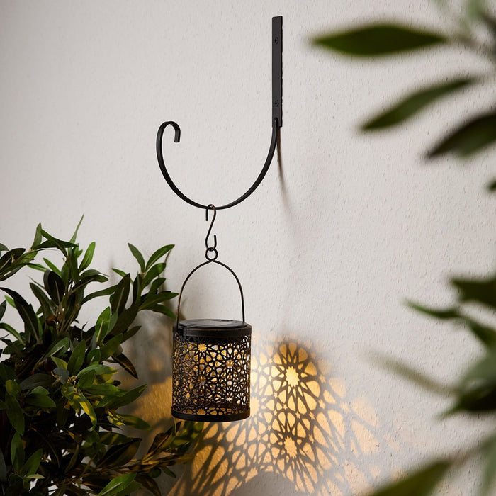 D-SL24025-SolarMoroccanLantern_HangingHookBundle_d7de55e1-2e8b-4978-a754-24ed9c1cff54.jpg