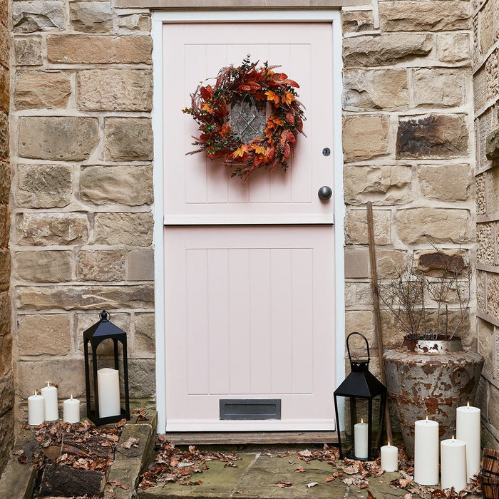 WR21013-PreLit50cmBerry_PineconeAutumnWreath_4.jpg