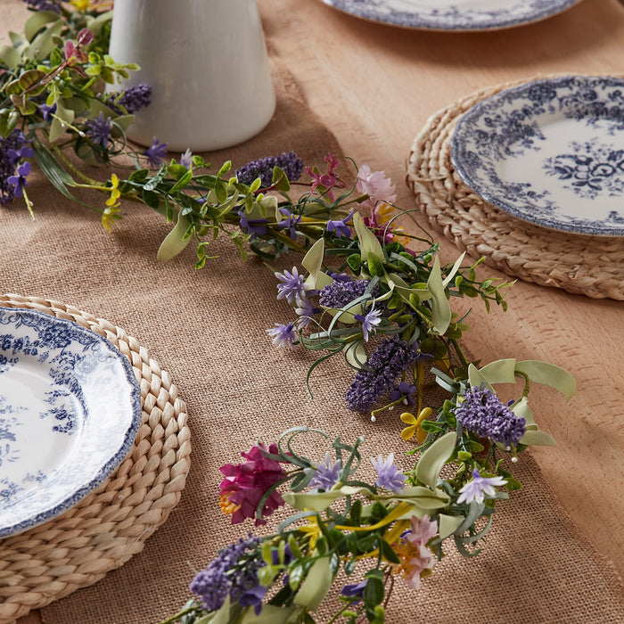 Pre Lit Spring Lavender Garland