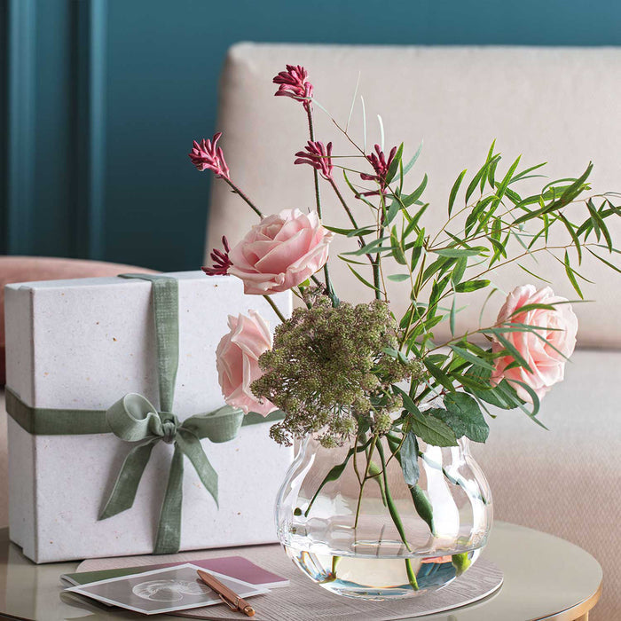 Rose Garden Home Vase/Hurricane Lamp