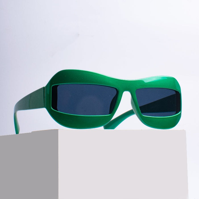 Shade Parade Sunglasses