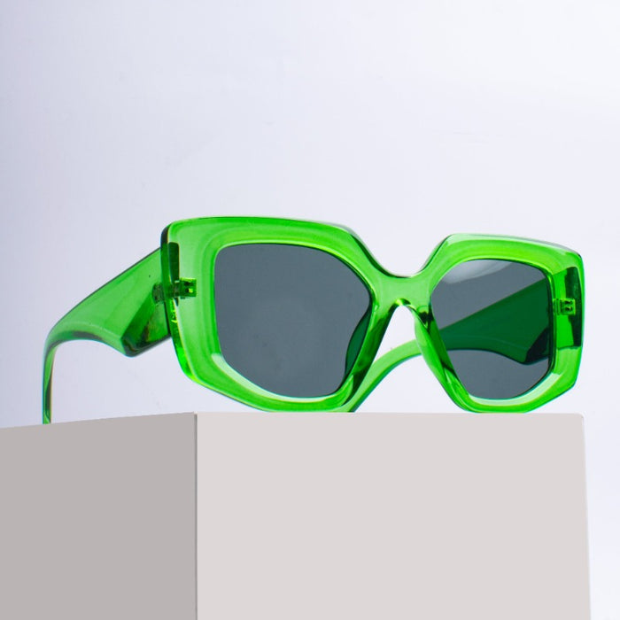 Stop, Look, Wink Sunglasses