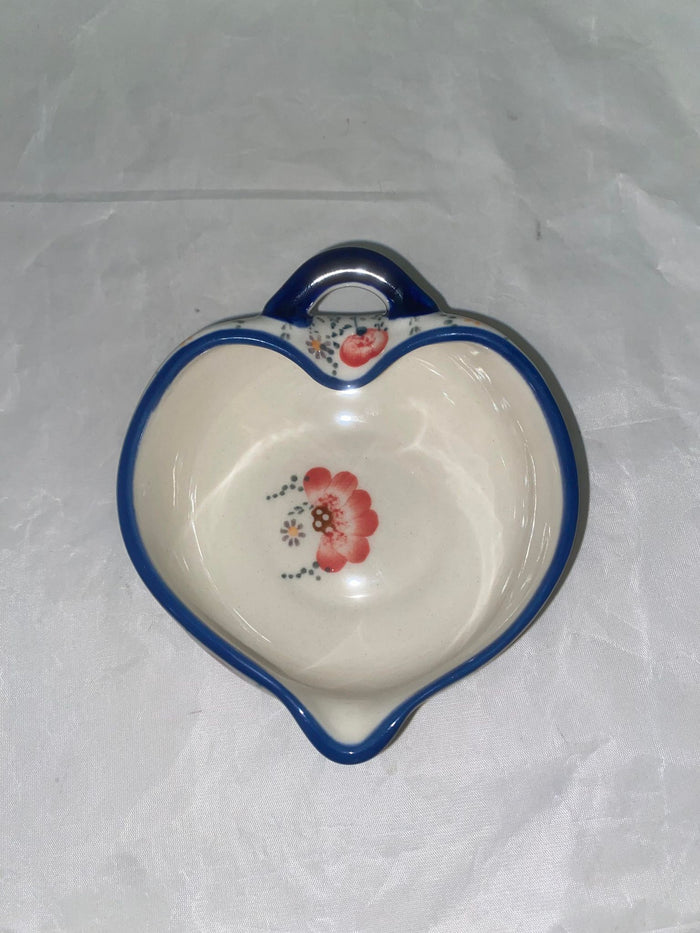 Sweet Pea Sm. Heart Dish with Hook - Pattern Sweet Pea (EO38)