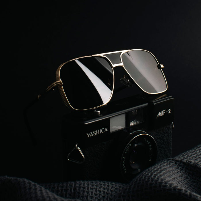 Trendy Perspective Sunglasses