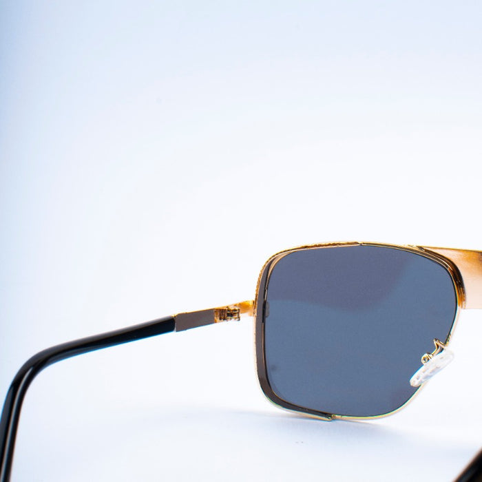 Trendy Perspective Sunglasses