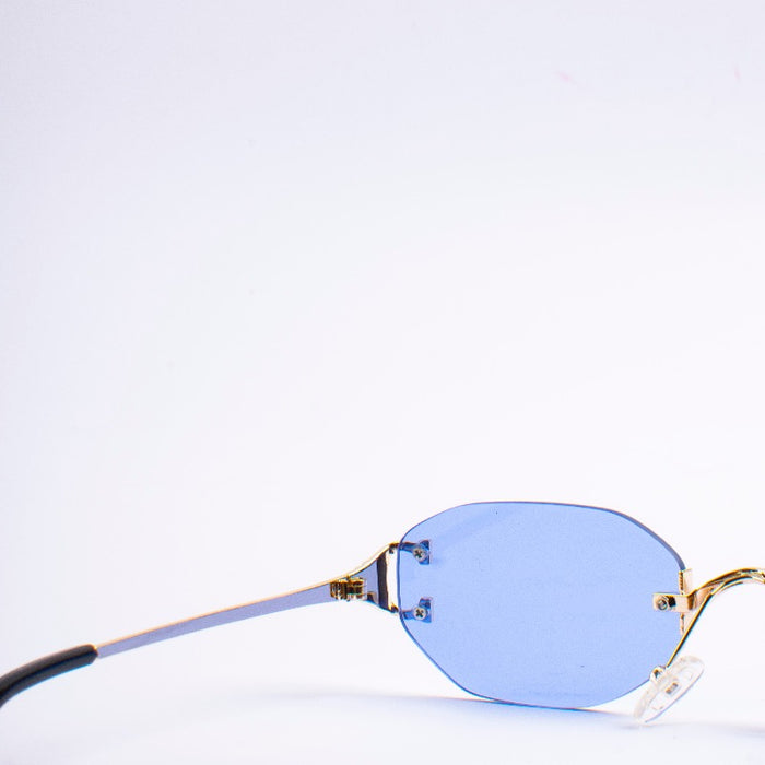 Twisted Glimpse Sunglasses