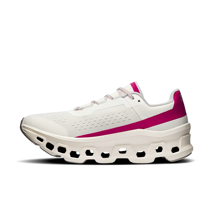 W Cloudmonster 'Ivory Grenadine'